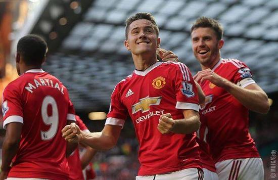 球员字母哥 球员字母哥